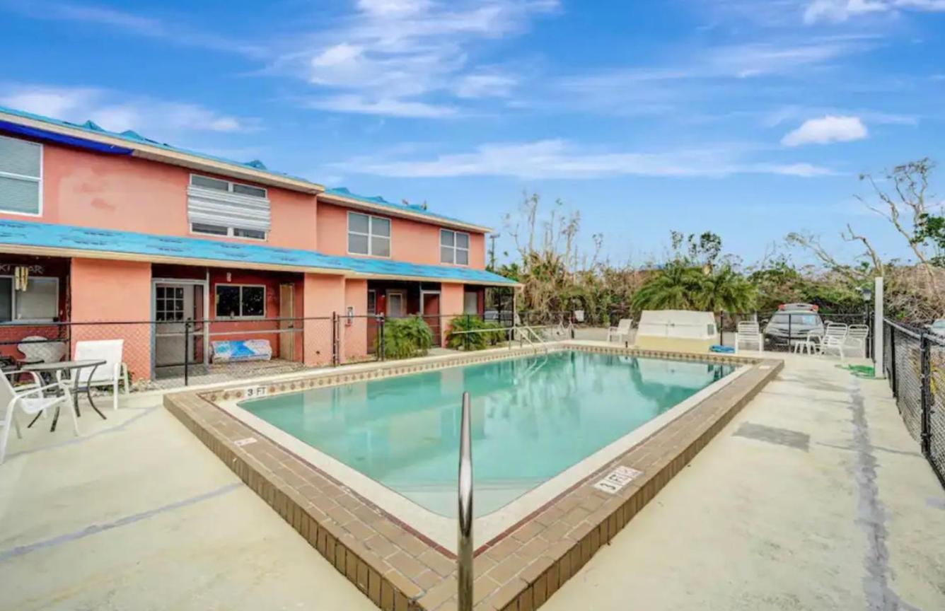Apartmán Tiki Retreat Fort Myers Exteriér fotografie
